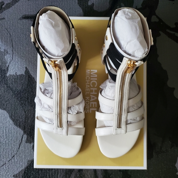 Michael Kors Codie Black & White Leather Sandal - Picture 4 of 12